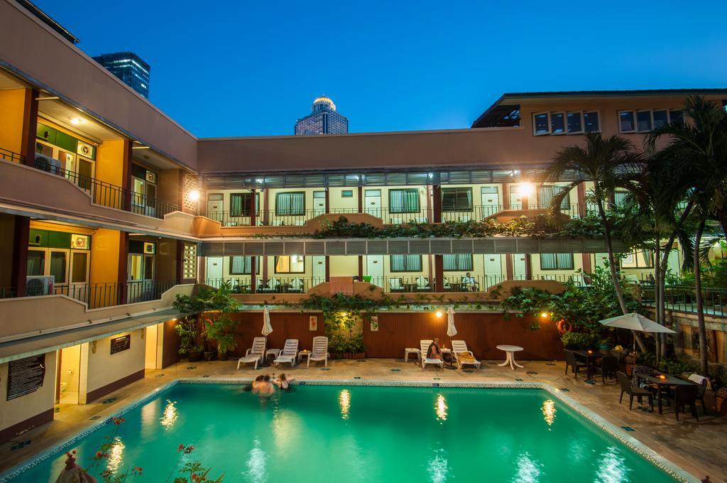 Khách sạn Swan Bangkok
